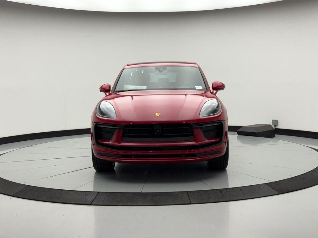 صورة 8 لـ 2026 Porsche MACAN