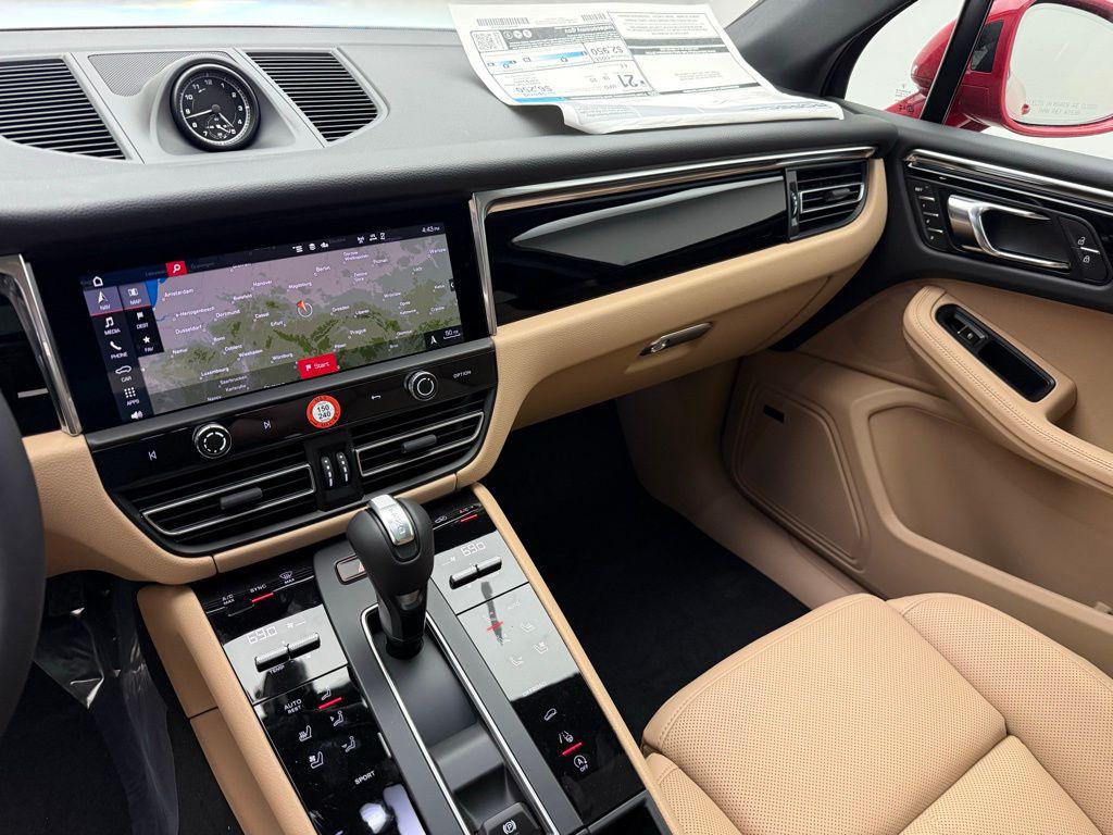 2026 Porsche MACAN 缩略图 15