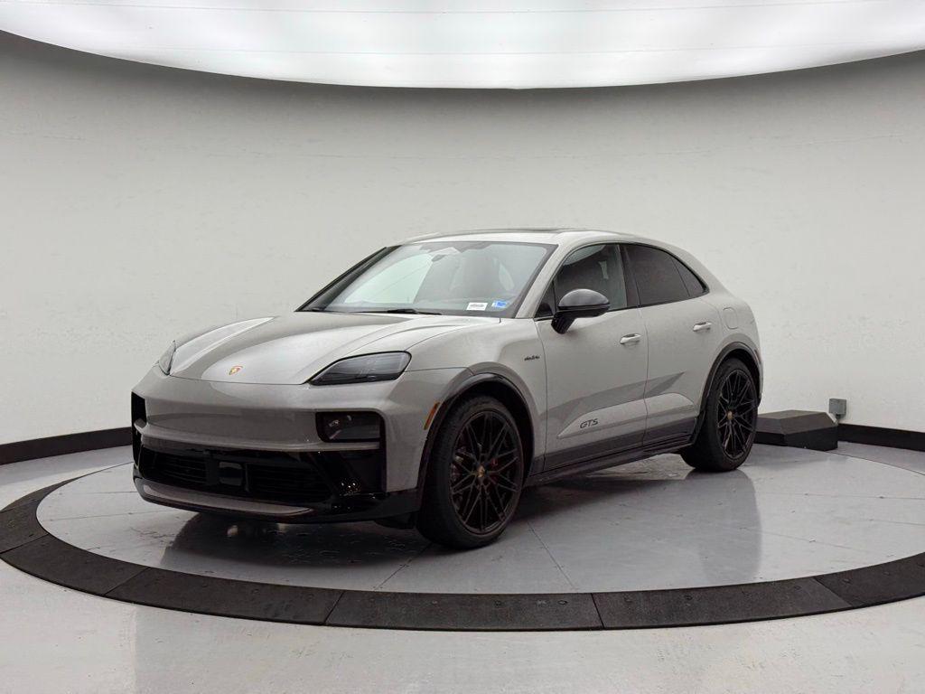 New 2026 Porsche Macan Macan Electric GTS