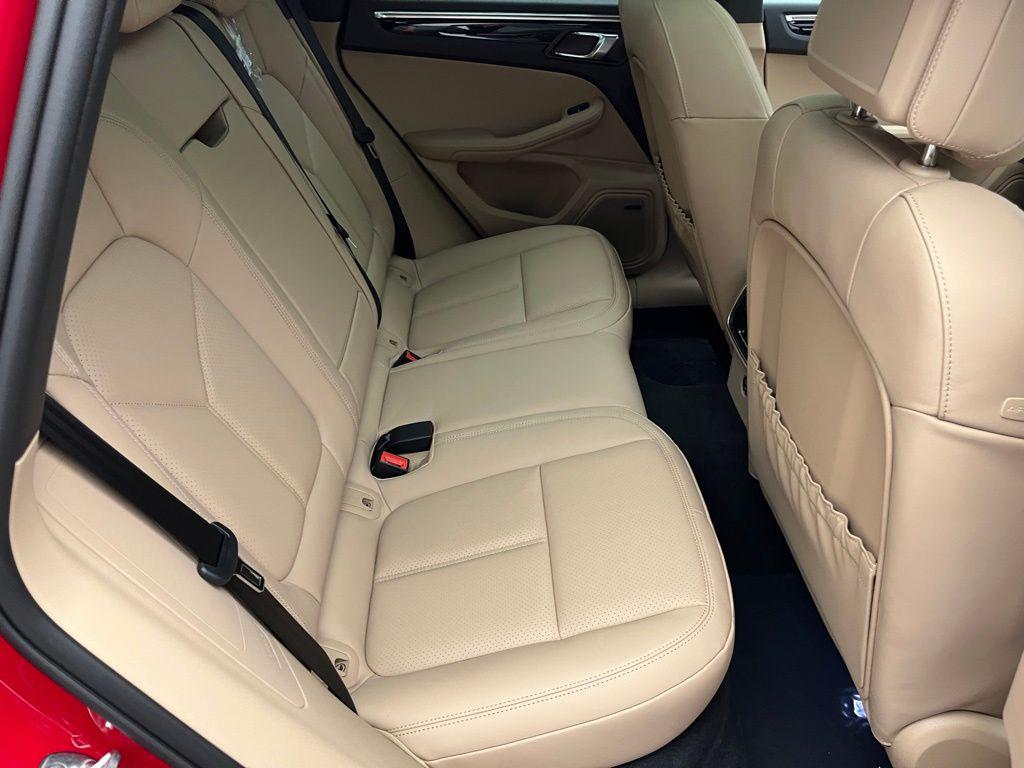 2026 Porsche MACAN 缩略图 26