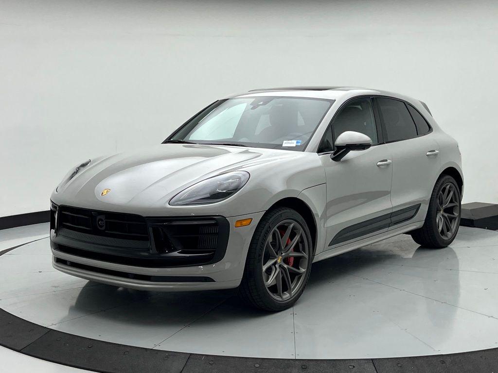 New 2026 Porsche Macan GTS