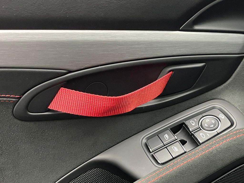صورة مصغرة 33 لـ 2022 Porsche 718 CAYMAN GT4