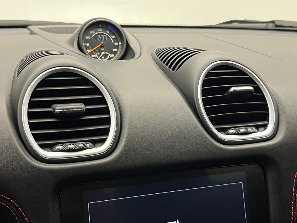 صورة مصغرة 26 لـ 2022 Porsche 718 CAYMAN GT4
