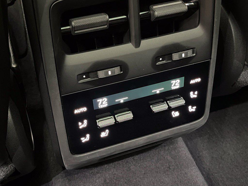 صورة مصغرة 37 لـ 2024 Porsche MACAN MACAN ELECTRIC 4