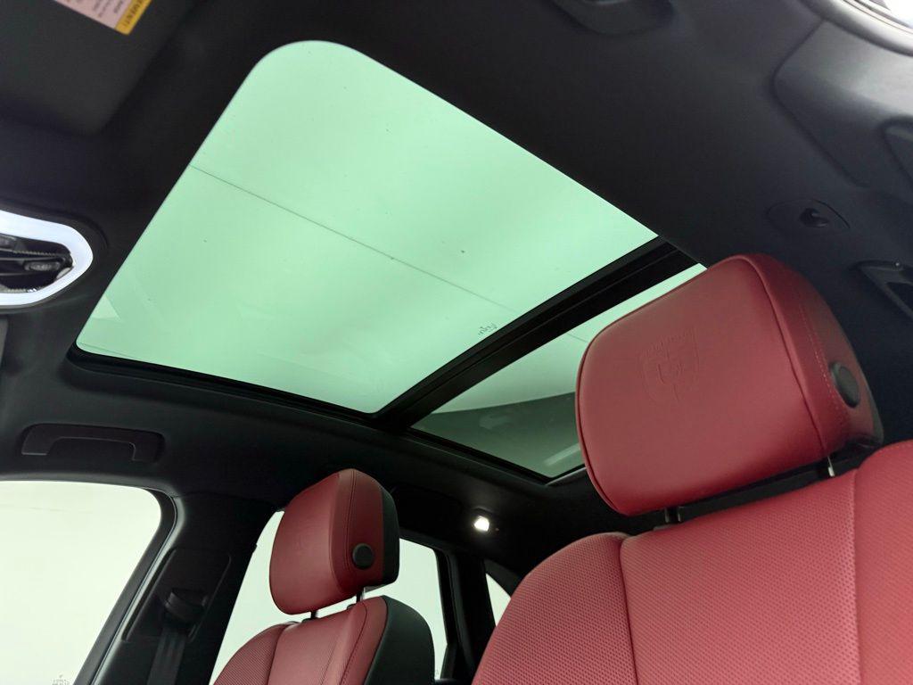 2026 Porsche MACAN 缩略图 19