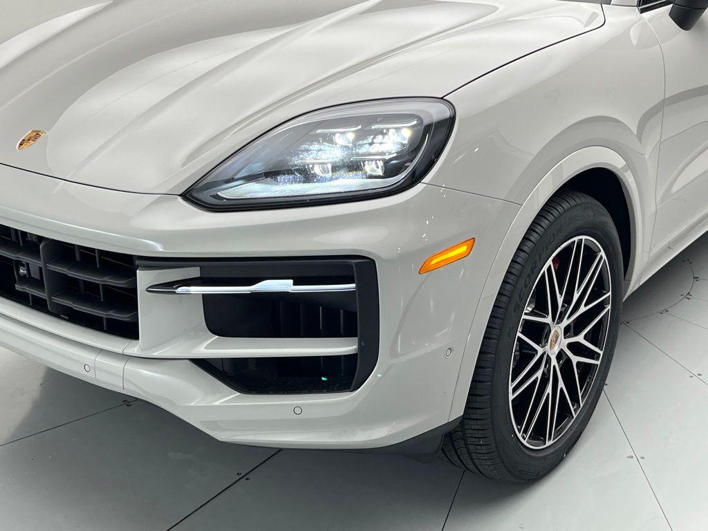 2026 Porsche CAYENNE S 缩略图 30