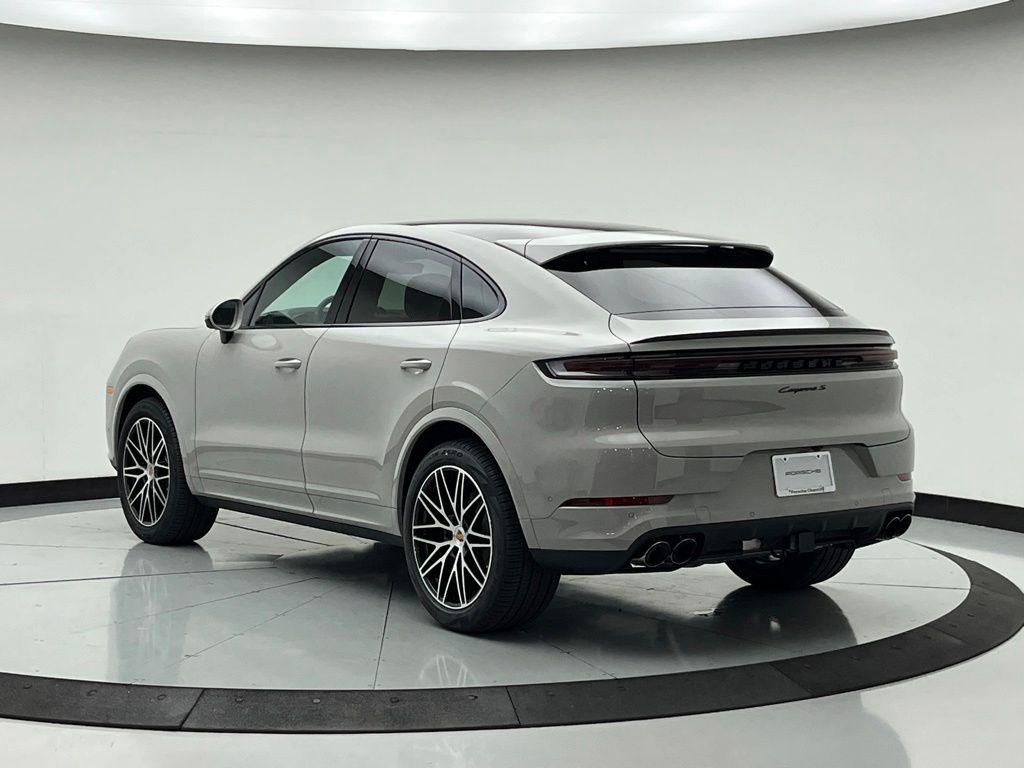 صورة 3 لـ 2026 Porsche CAYENNE S