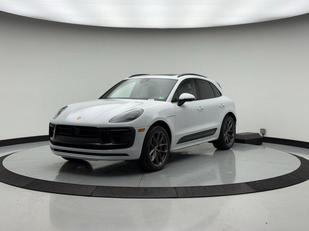 New 2026 Porsche Macan GTS
