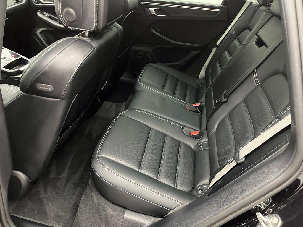 صورة مصغرة 44 لـ 2024 Porsche MACAN MACAN GTS