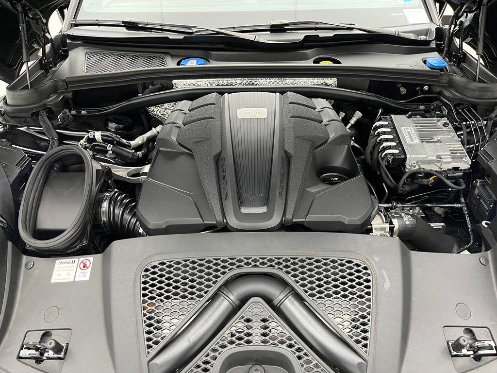 صورة مصغرة 59 لـ 2024 Porsche MACAN MACAN GTS