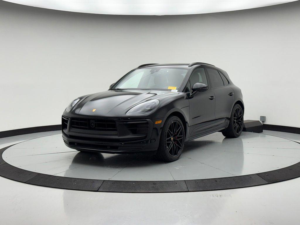 Porsche Macan main image