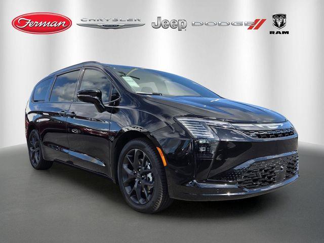 New 2027 Chrysler Pacifica LIMITED