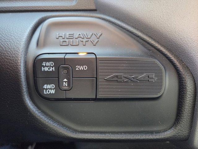 2024 RAM 3500 BIG HORN — миниатюра 25