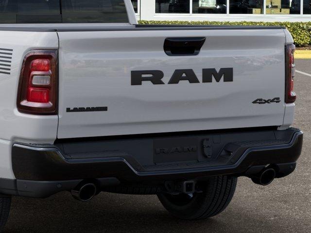 2026 RAM 1500 LARAMIE thumbnail 13