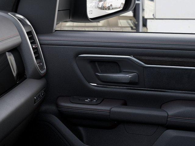 2026 RAM 1500 LARAMIE thumbnail 25
