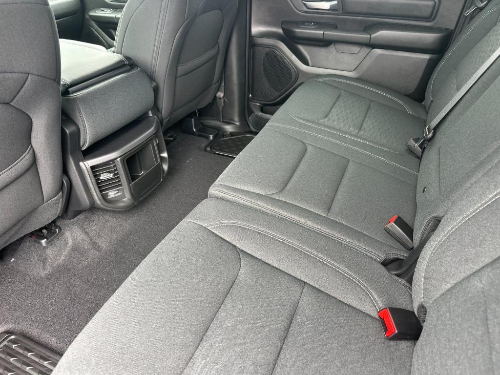 2026 RAM 1500 TRADESMAN — миниатюра 12
