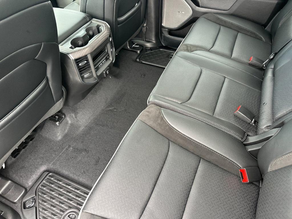 2026 RAM 1500 LARAMIE 缩略图 12