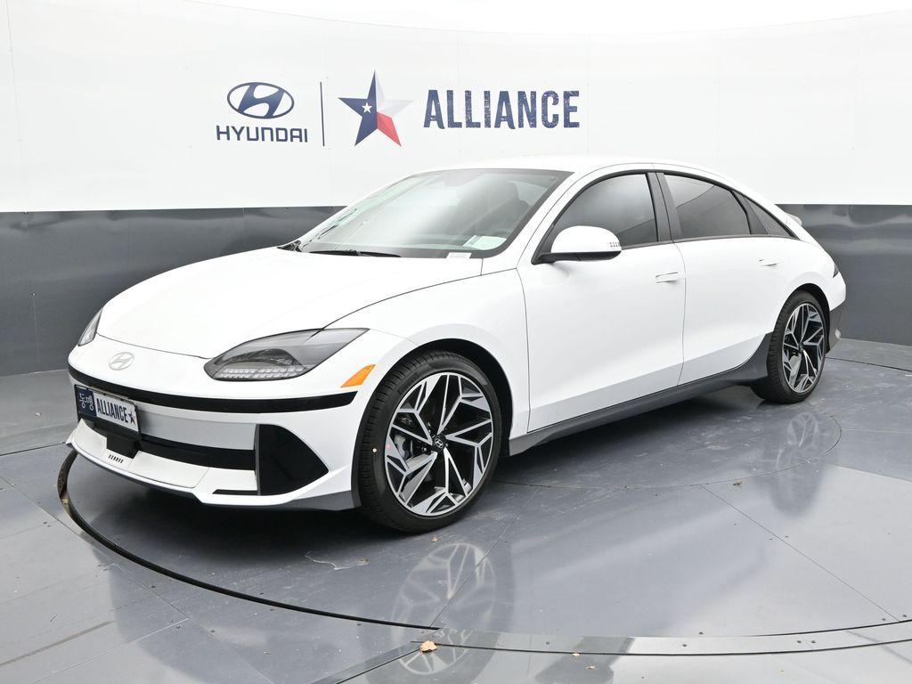 New 2025 Hyundai IONIQ 6 SEL