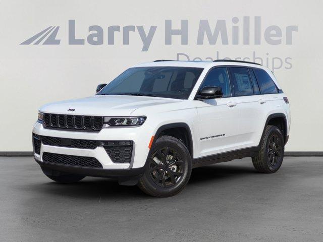 New 2026 Jeep Grand Cherokee Laredo