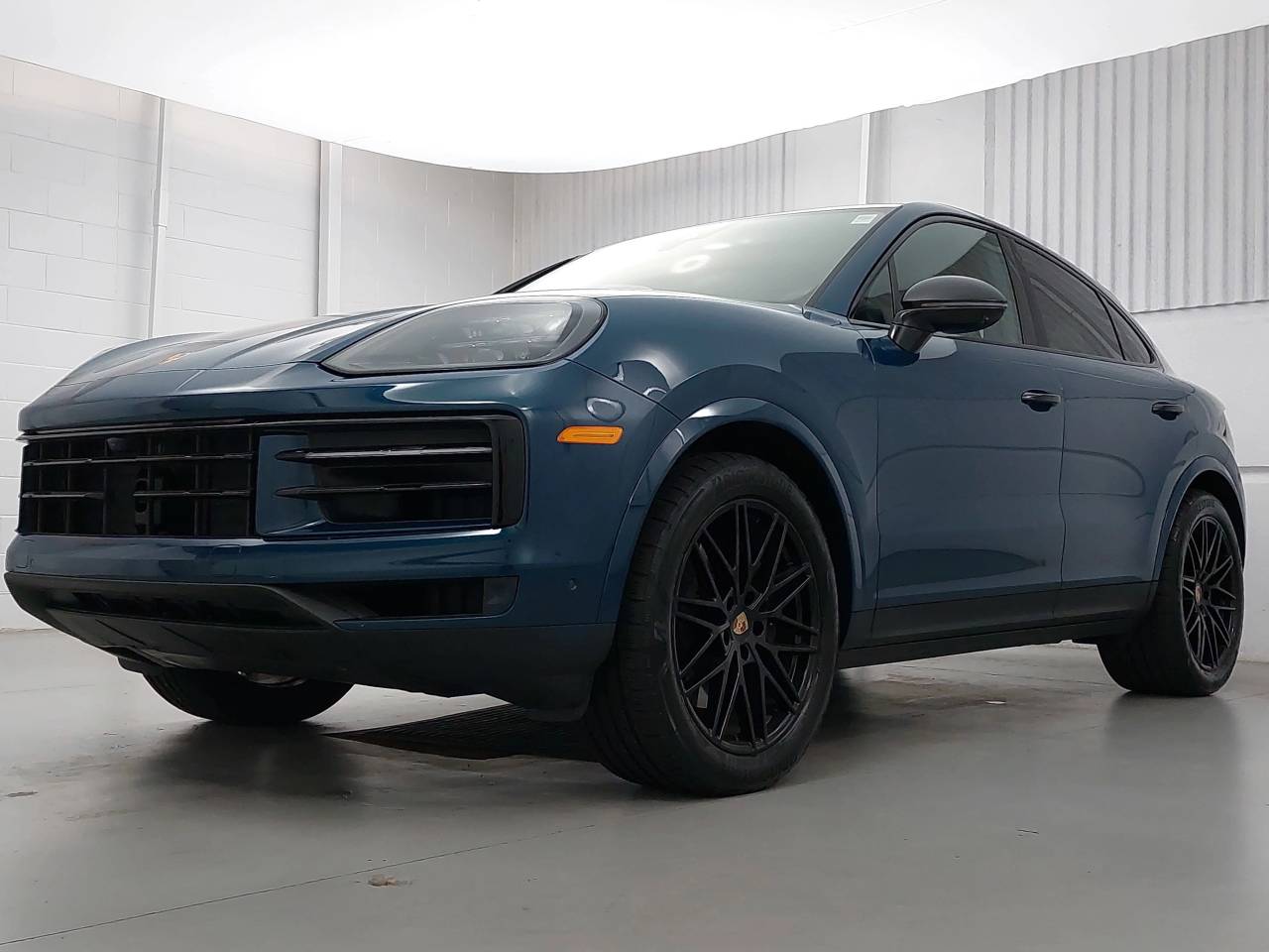 PORSCHE CAYENNE - 1
