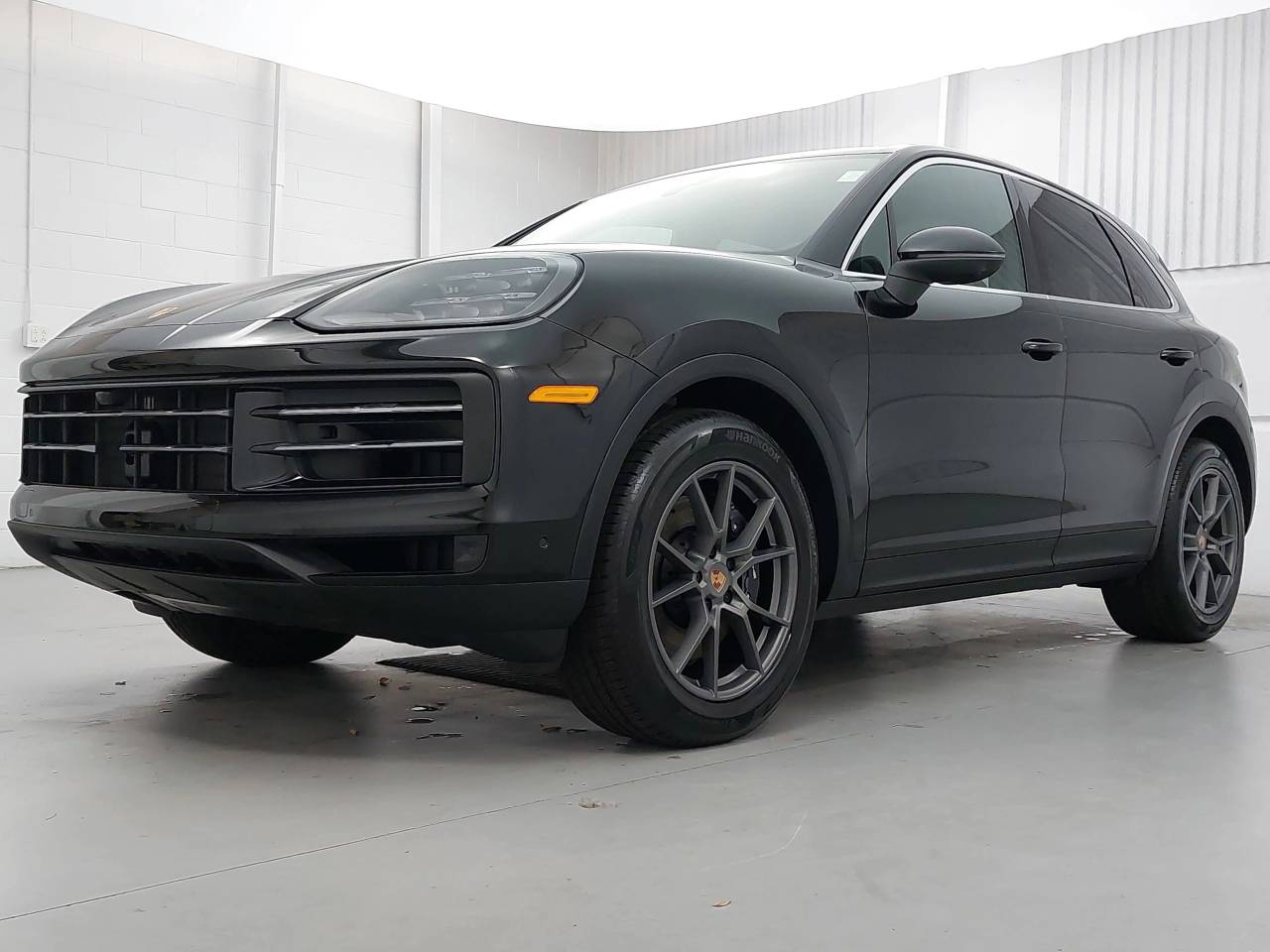 PORSCHE CAYENNE - 1