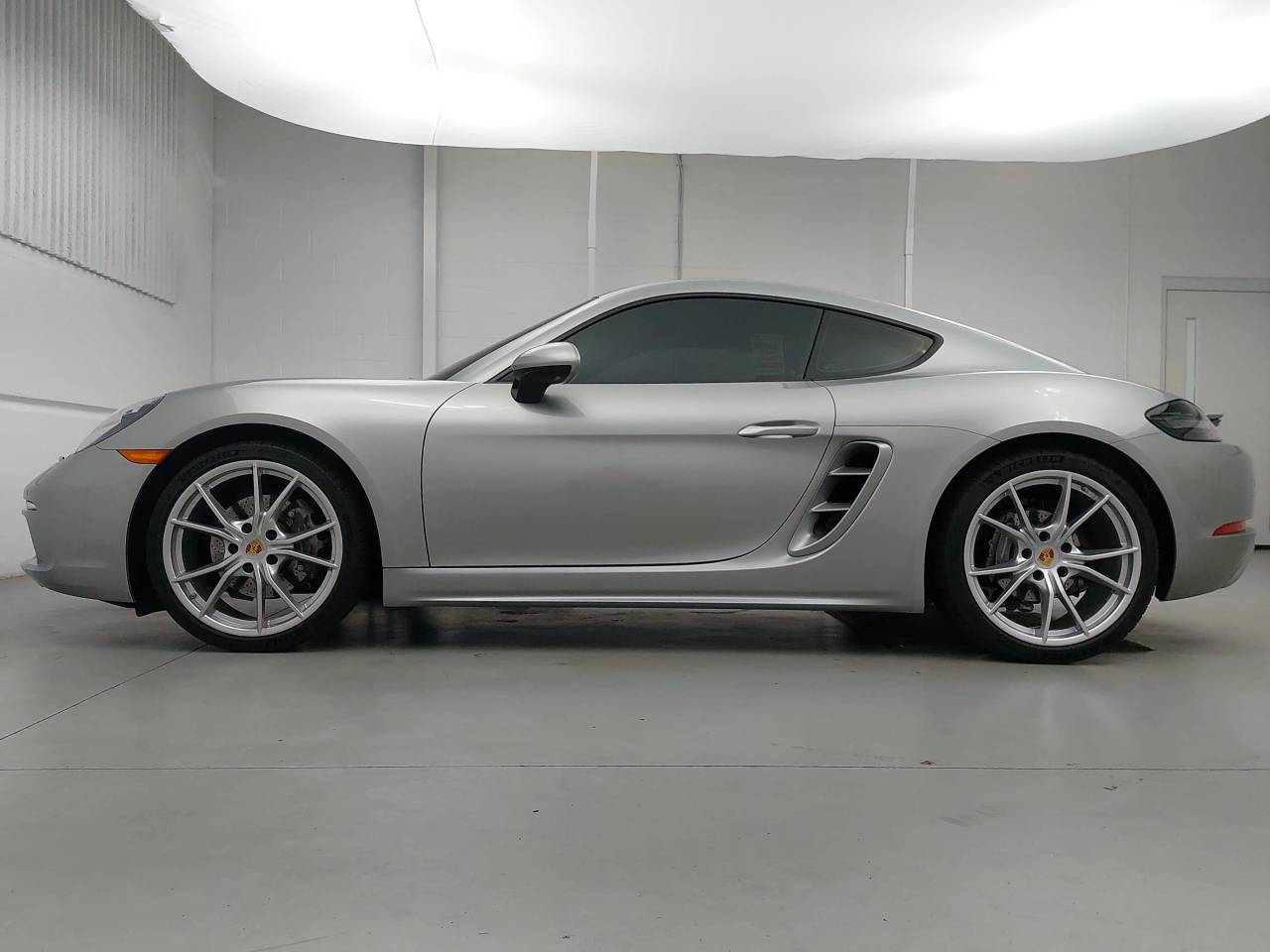 2025 Porsche 718 CAYMAN — фото 2