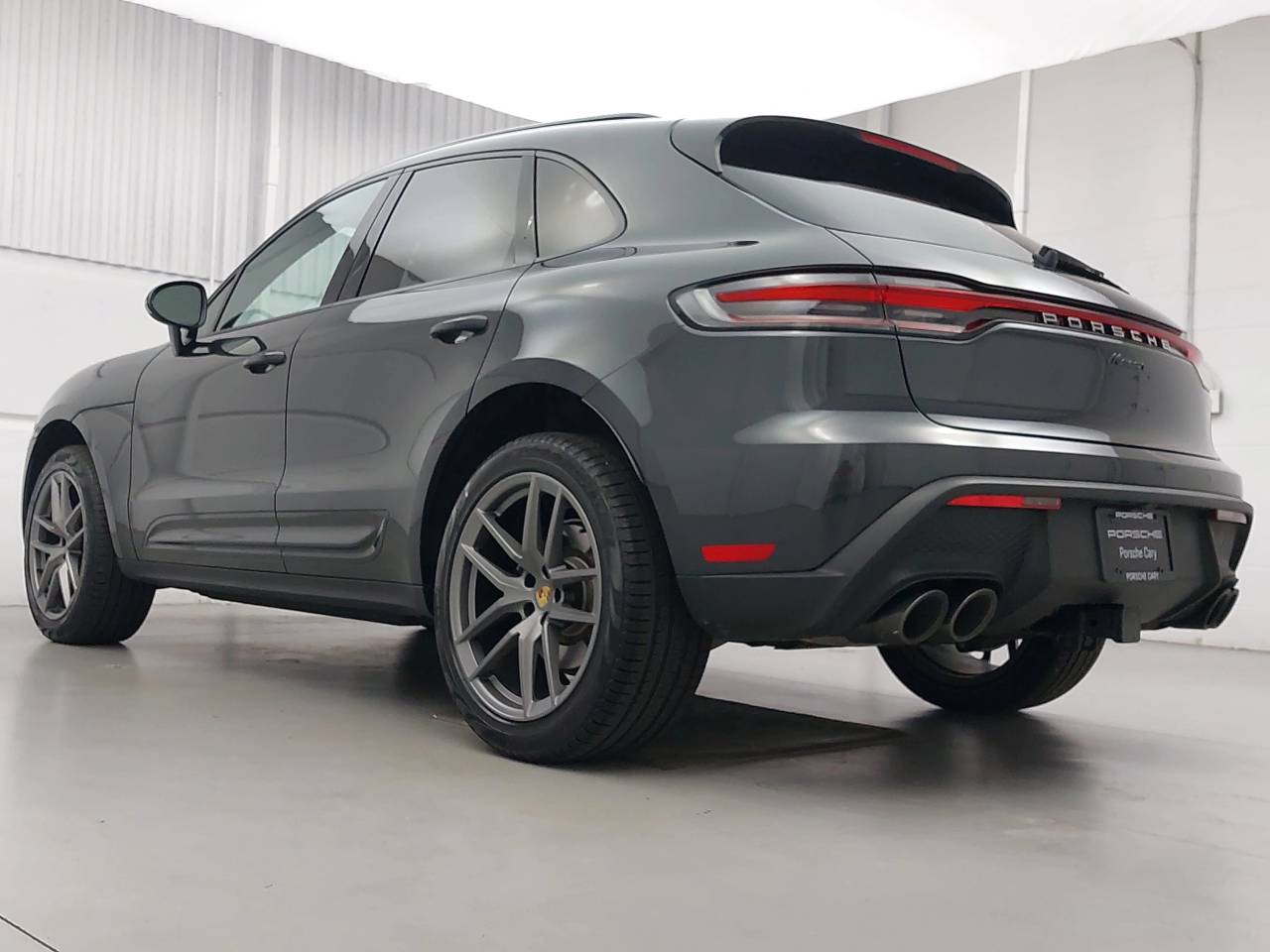 صورة 3 لـ 2026 Porsche MACAN