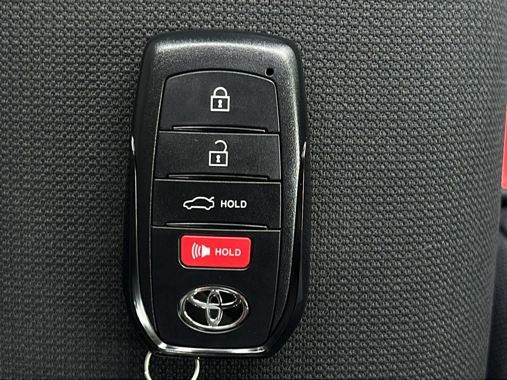صورة مصغرة 22 لـ 2026 Toyota COROLLA SE