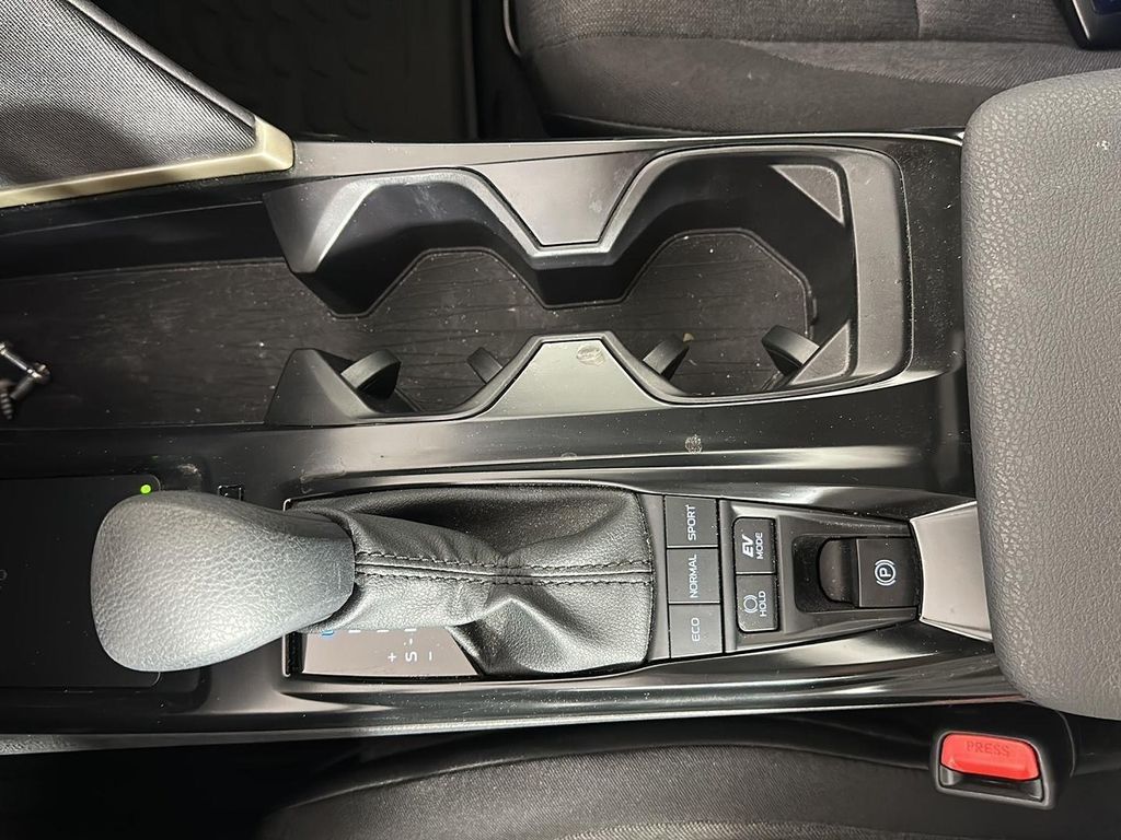 2025 Toyota CAMRY LE — миниатюра 15