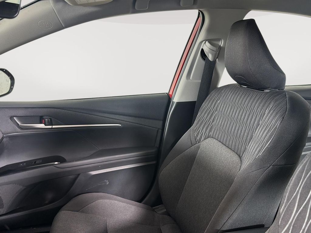 2025 Toyota CAMRY LE — миниатюра 16