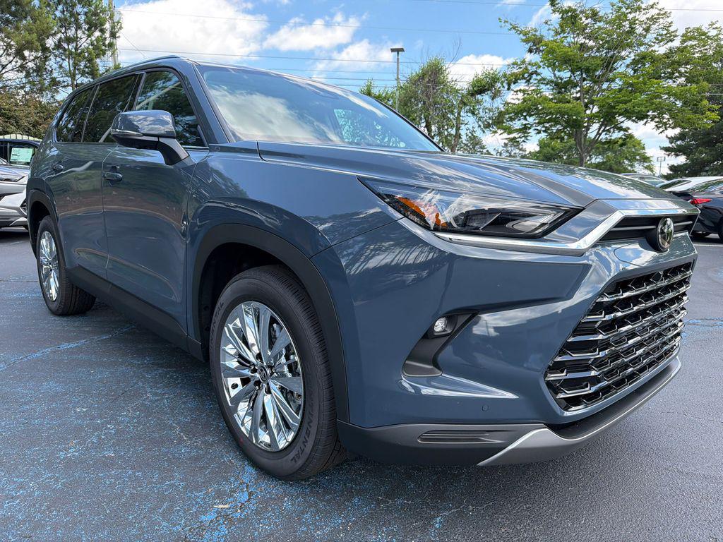 New 2026 Toyota Grand Highlander Platinum
