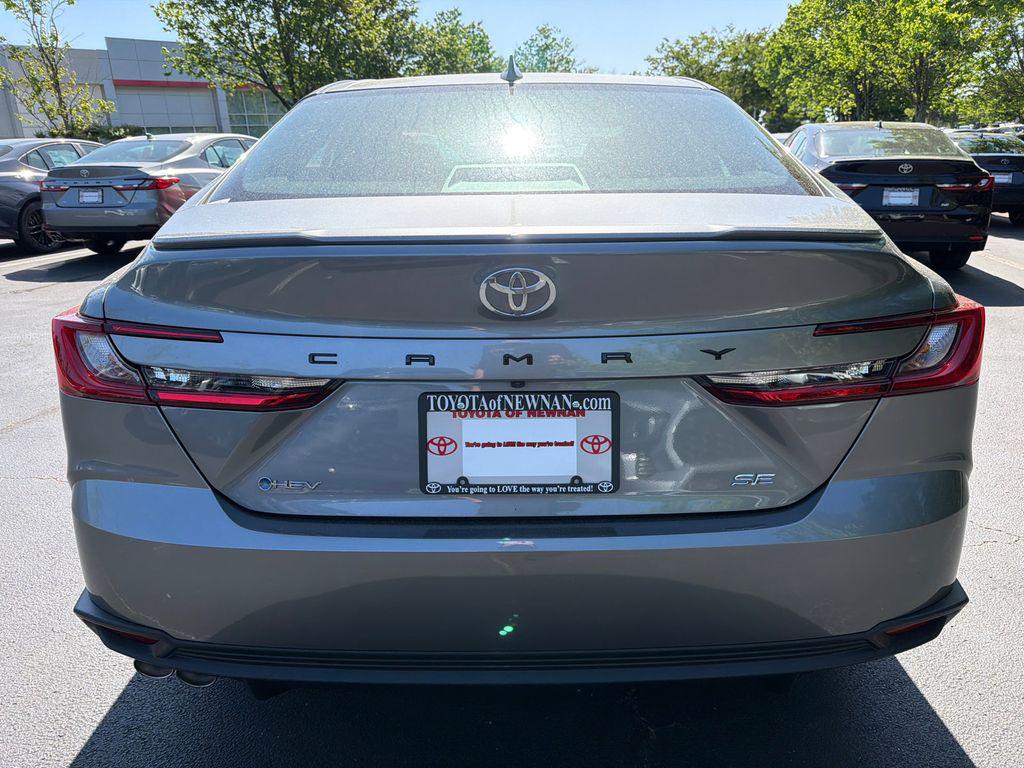 TOYOTA CAMRY - 4