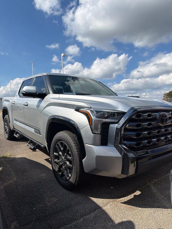 2024 Toyota TUNDRA HYBRID PLATINUM 照片 2