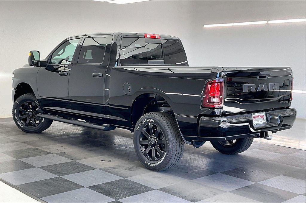 2026 RAM 2500 BLACK EXPRESS CREW CAB 4X4 6'4' BOX 照片 2