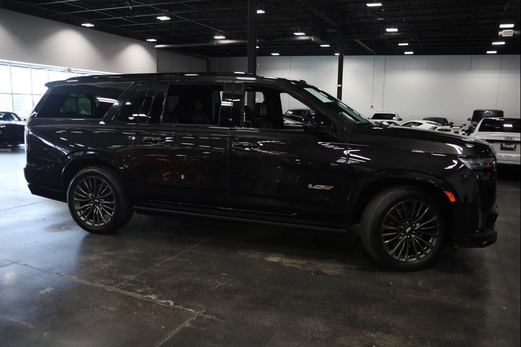 2024 Cadillac ESCALADE ESV V-SERIES 照片 8