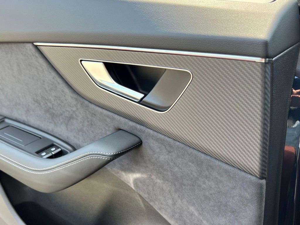 2026 AUDI SQ8 4.0T PREMIUM PLUS 缩略图 21