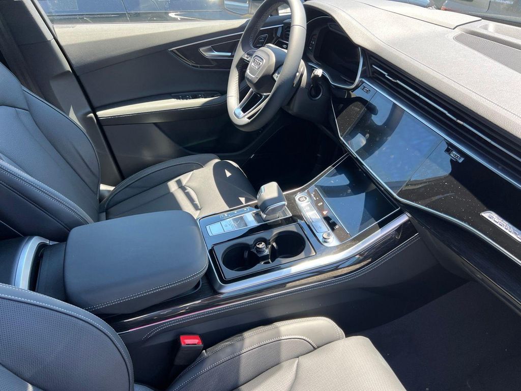2026 AUDI Q7 55 PRESTIGE — фото 8