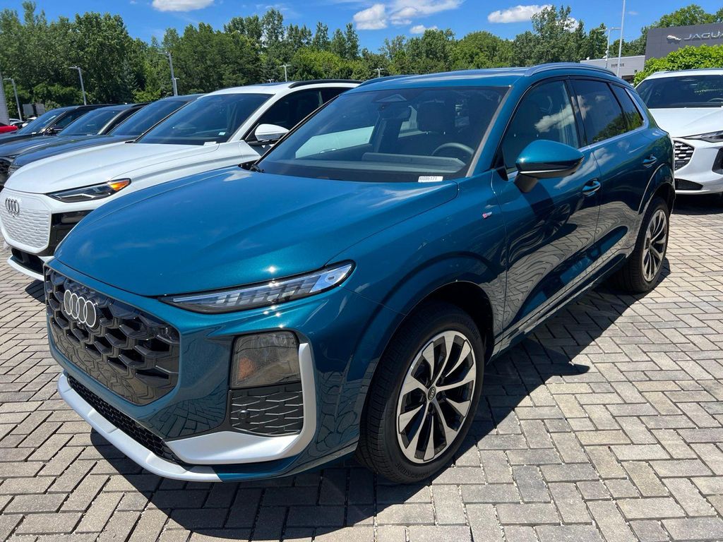 New 2026 Audi Q3 TFSI quattro S tronic