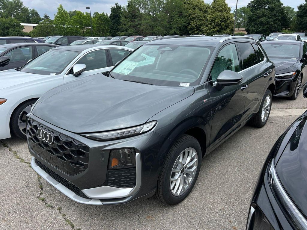 New 2026 Audi Q3 TFSI quattro S tronic