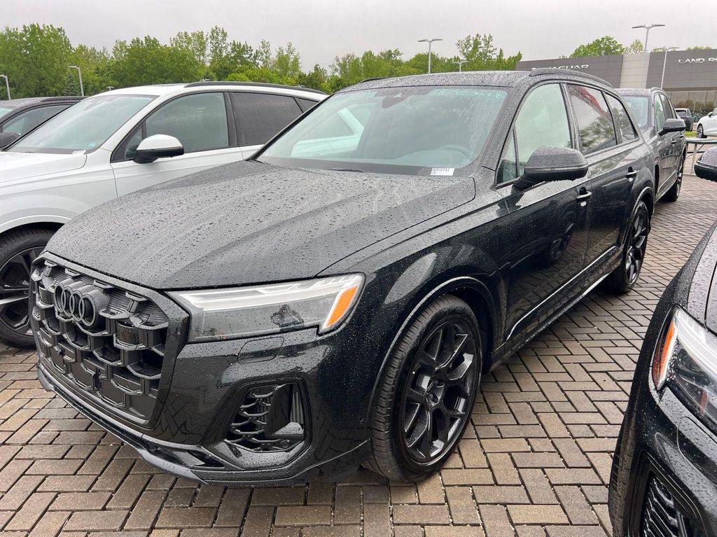 New 2026 Audi SQ7 4.0T Premium Plus