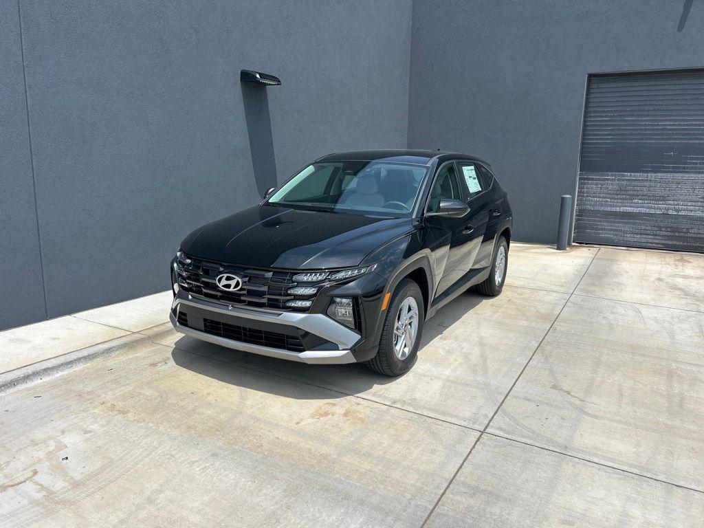 New 2026 Hyundai TUCSON SE