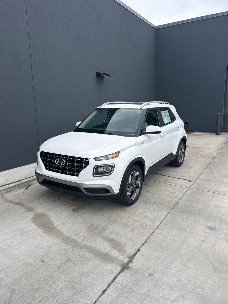 New 2026 Hyundai VENUE SEL