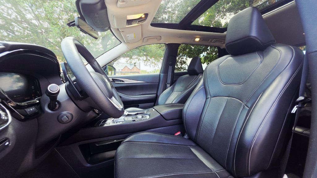 2025 Infiniti QX60 LUXE — миниатюра 15