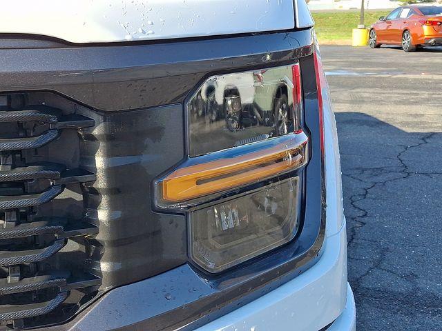 FORD F-150 STX - 9
