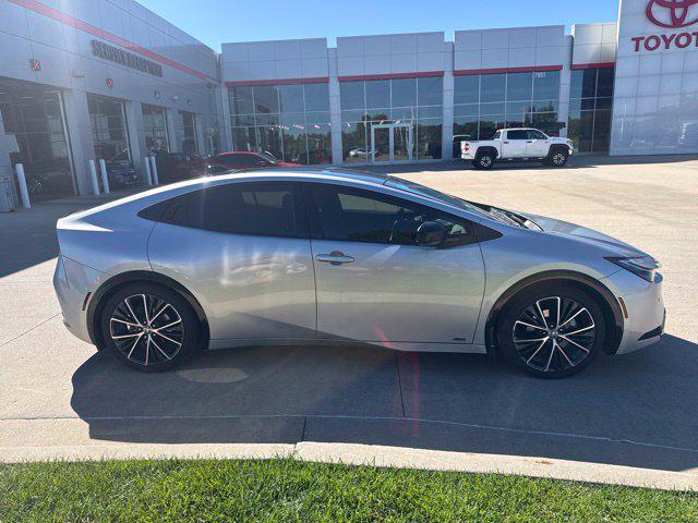 2023 Toyota PRIUS XLE 照片 2