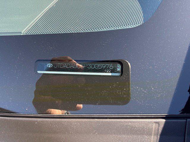 صورة مصغرة 11 لـ 2023 Toyota PRIUS XLE