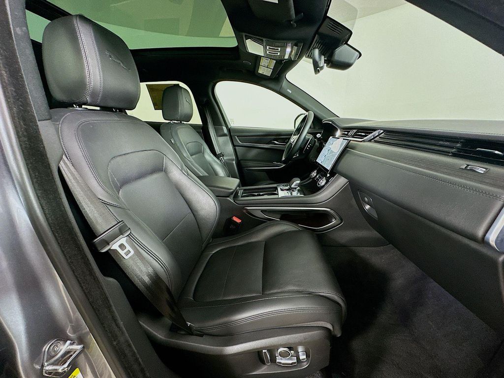 صورة مصغرة 46 لـ 2022 Jaguar F-PACE S P250 AWD AUTOMATIC