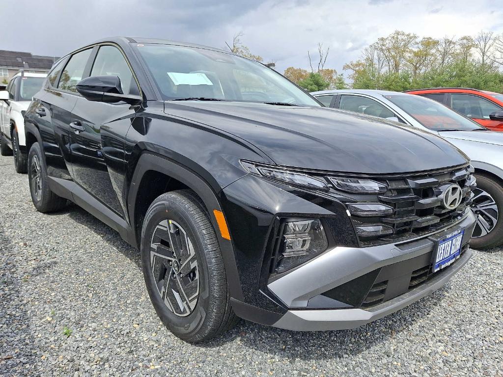New 2026 Hyundai TUCSON Hybrid Blue SE