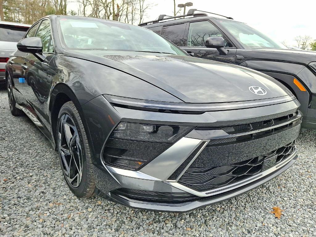 New 2026 Hyundai SONATA SEL Sport