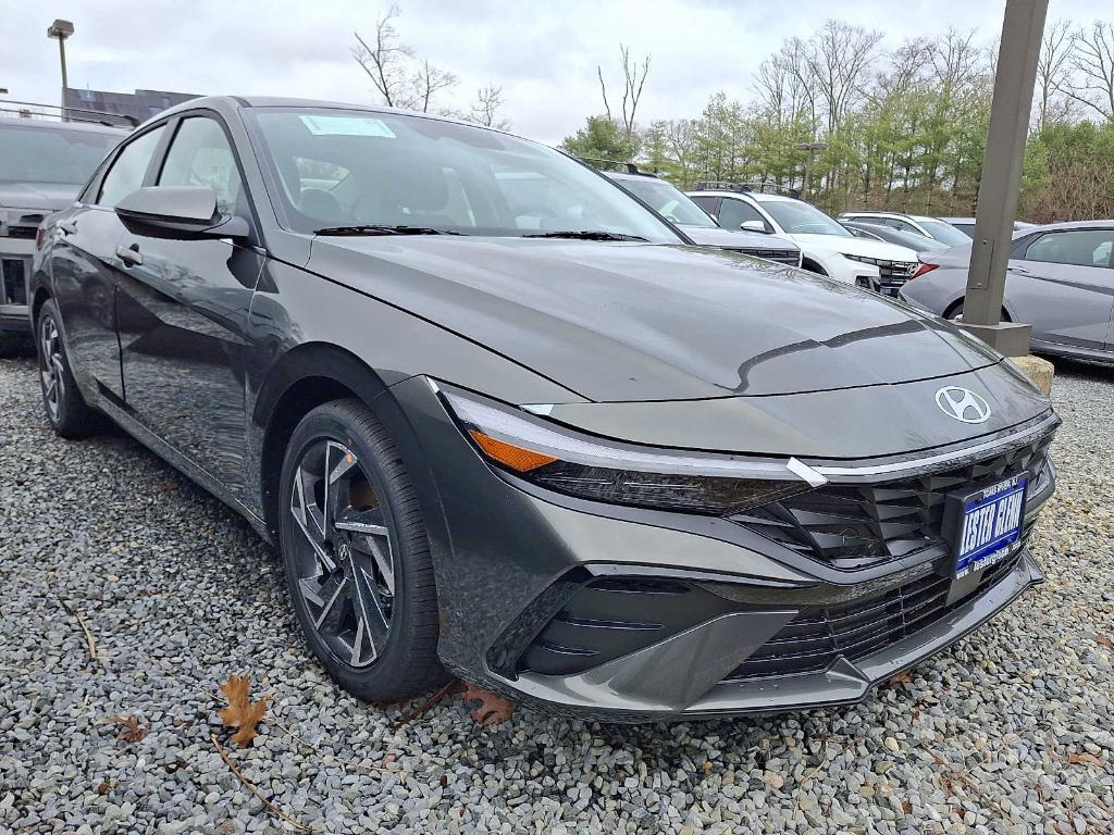 New 2026 Hyundai ELANTRA Limited